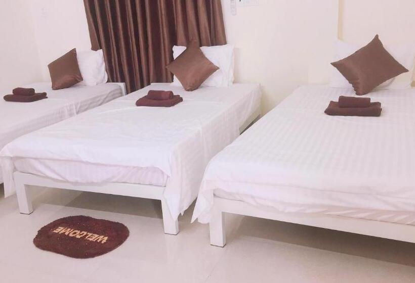 هتل Golden Forest Homestay