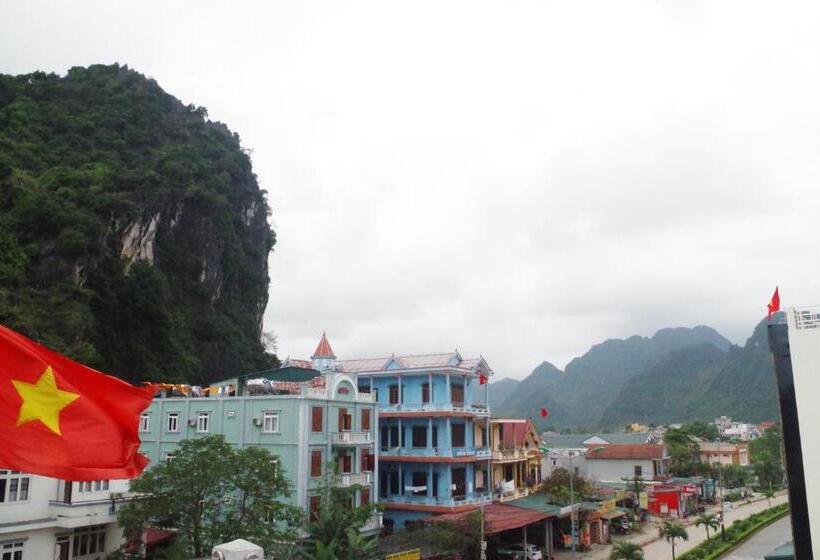 هتل Golden Forest Homestay