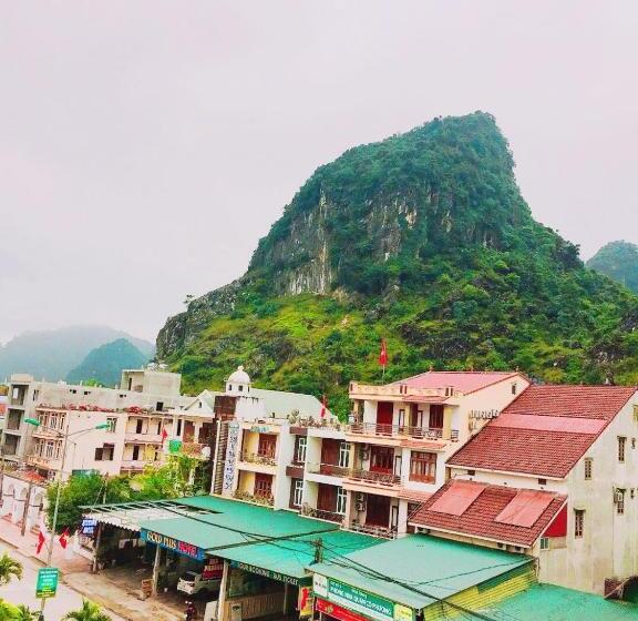 هتل Golden Forest Homestay