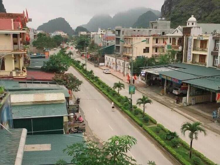 هتل Golden Forest Homestay