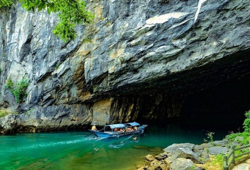 هتل Golden Forest Homestay