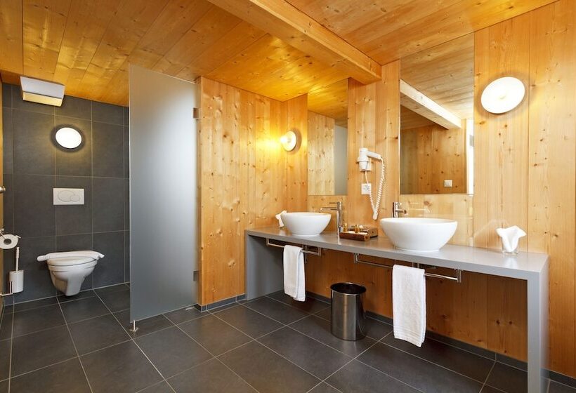 酒店 Hirschen Guesthouse Village