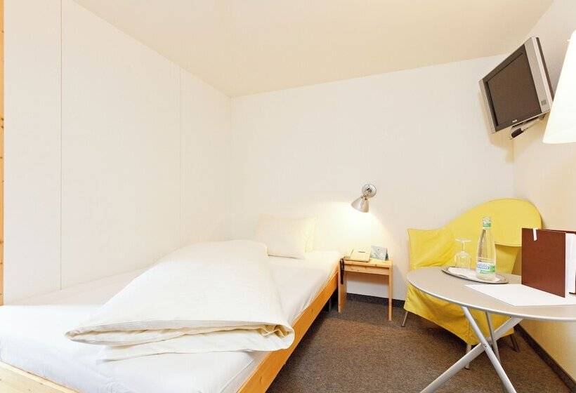 酒店 Hirschen Guesthouse Village