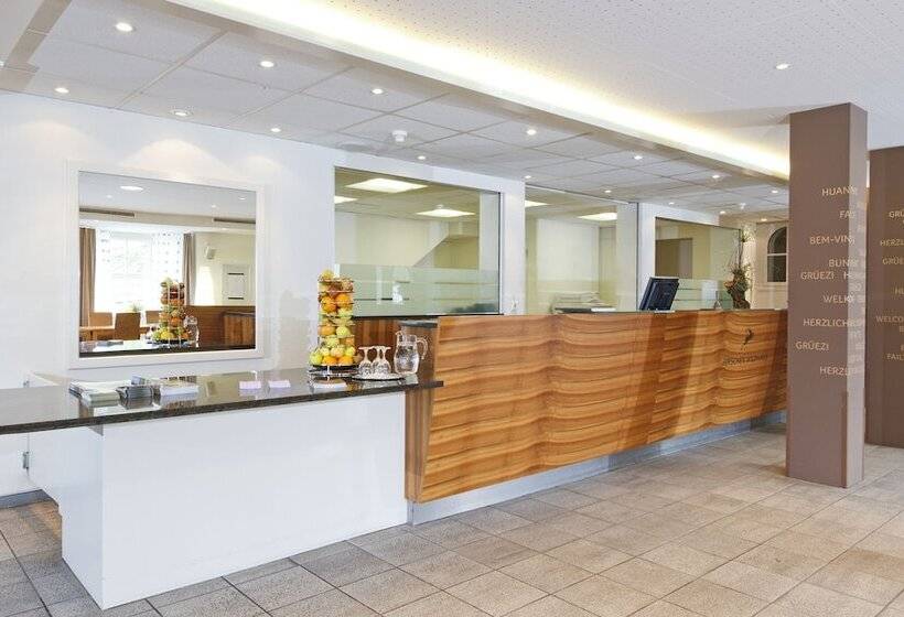 酒店 Hirschen Guesthouse Village