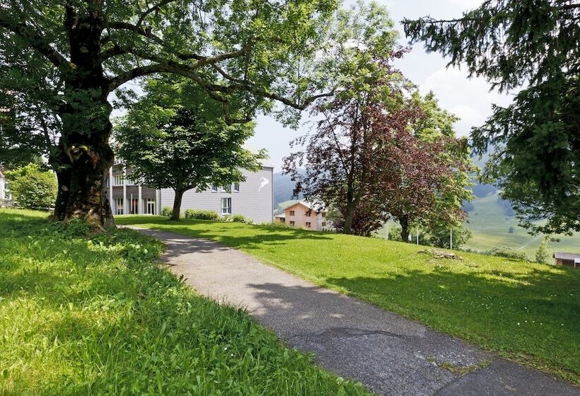 酒店 Hirschen Guesthouse Village