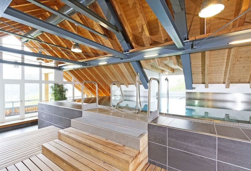 酒店 Hirschen Guesthouse Village