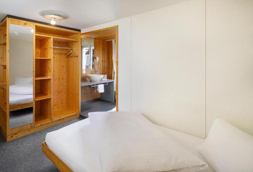 酒店 Hirschen Guesthouse Village