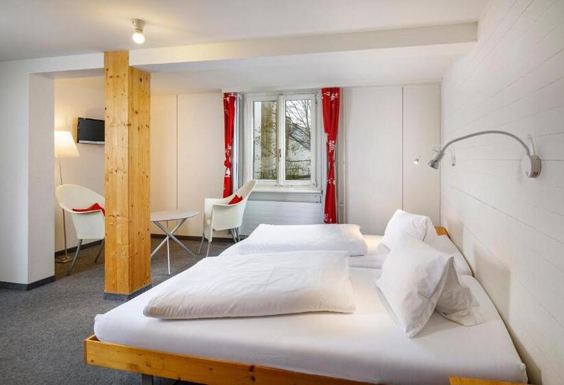 酒店 Hirschen Guesthouse Village