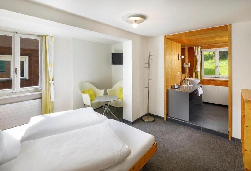 酒店 Hirschen Guesthouse Village