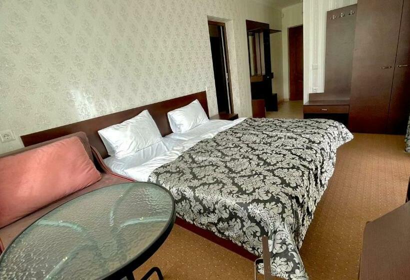 هتل Kasimir Private Room 611, 612