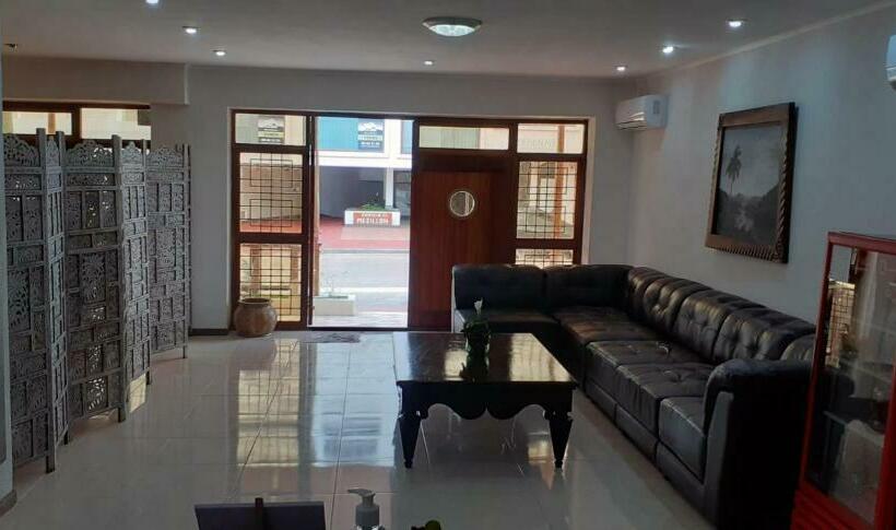 Отель La Vista 32