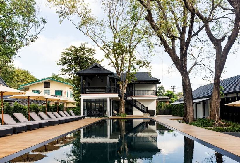 Mora Boutique Hotel   Sha Extra Plus