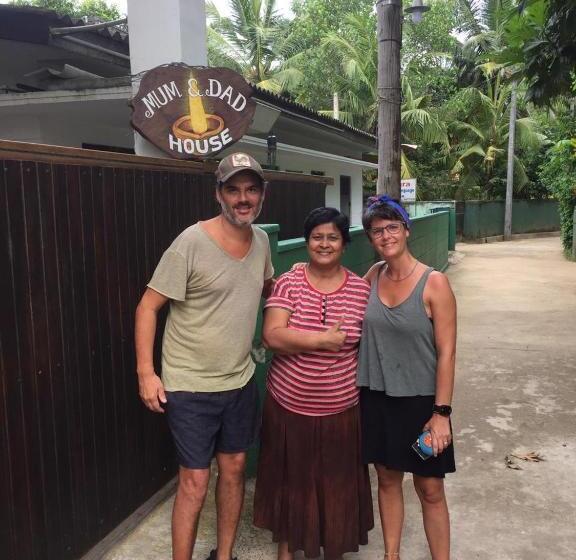 Отель Mum&dad House