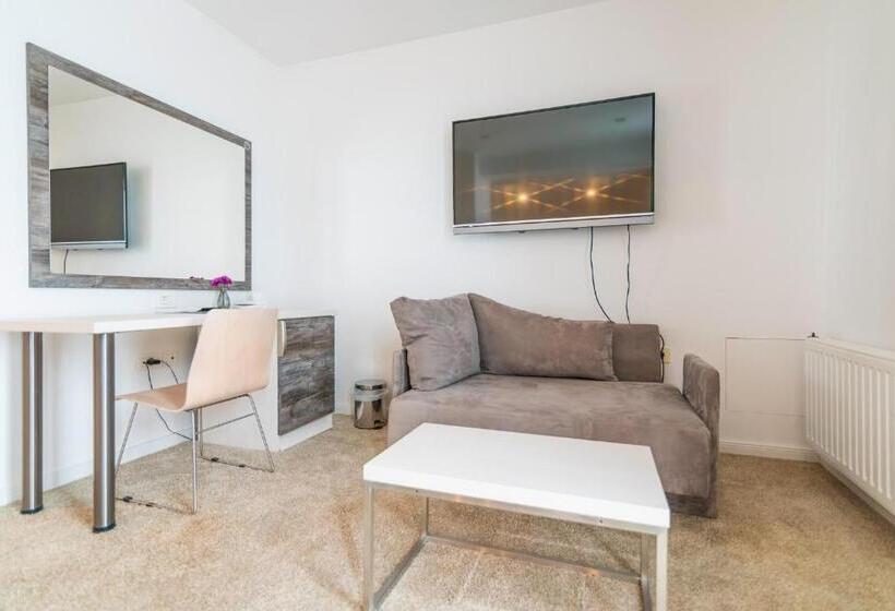 בית מלון כפרי Park Superior 3