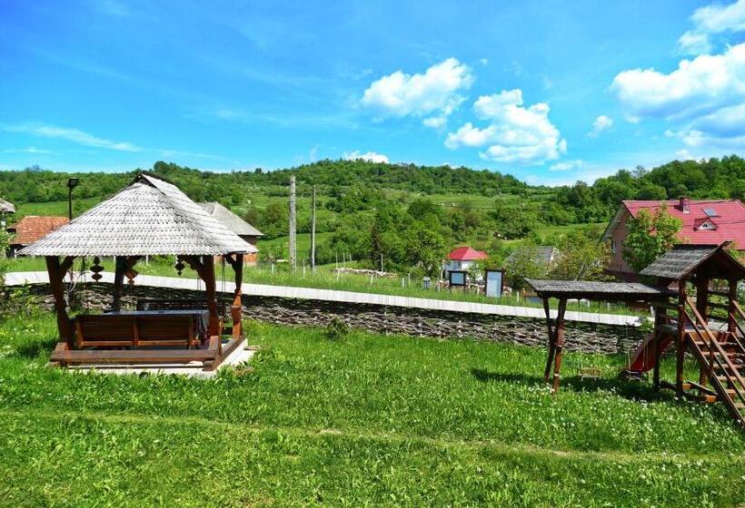 בית מלון כפרי Pensiunea Inima Maramureșului