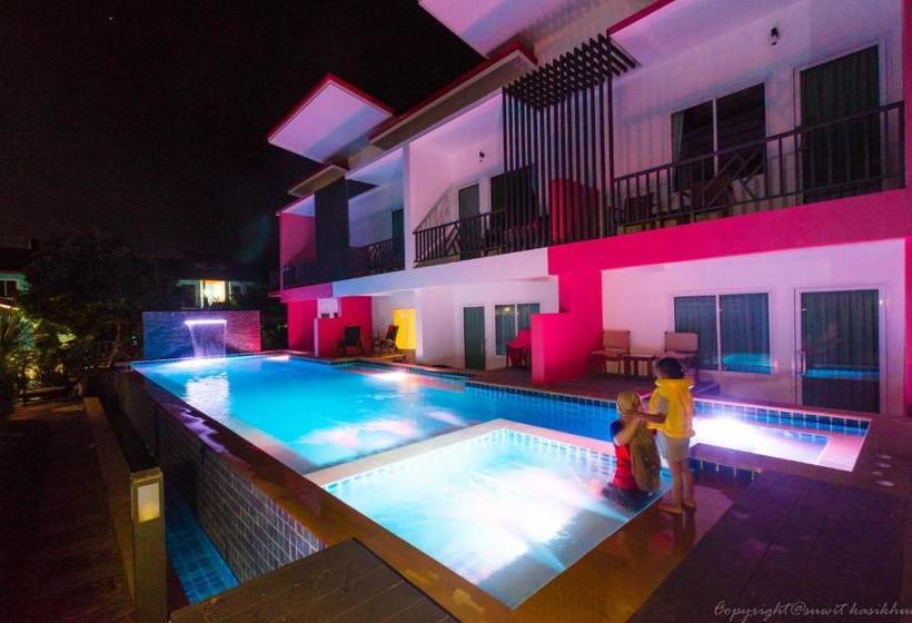 Отель Pinky Adult Only