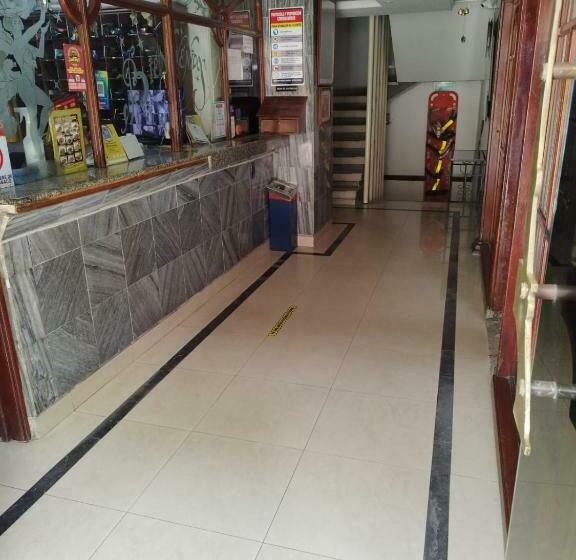 هتل Residencias Noches De París