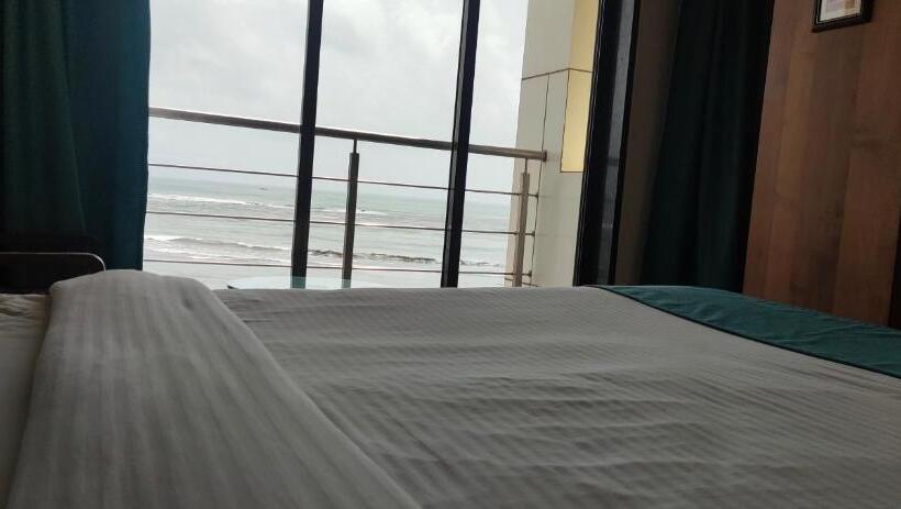 فندق Sea Fans Mandvi Beach