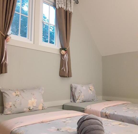בית מלון כפרי Sky Cottage Bungalow