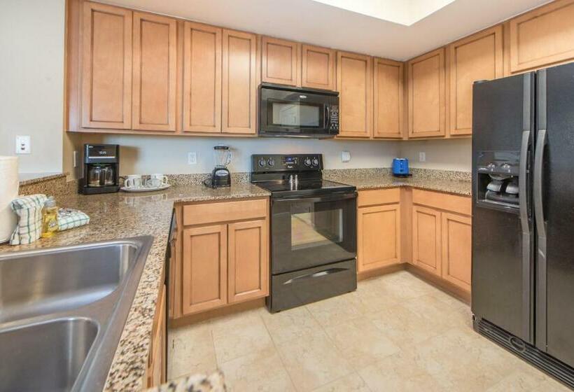 Palms Resort #1616 Full 2 Bedroom