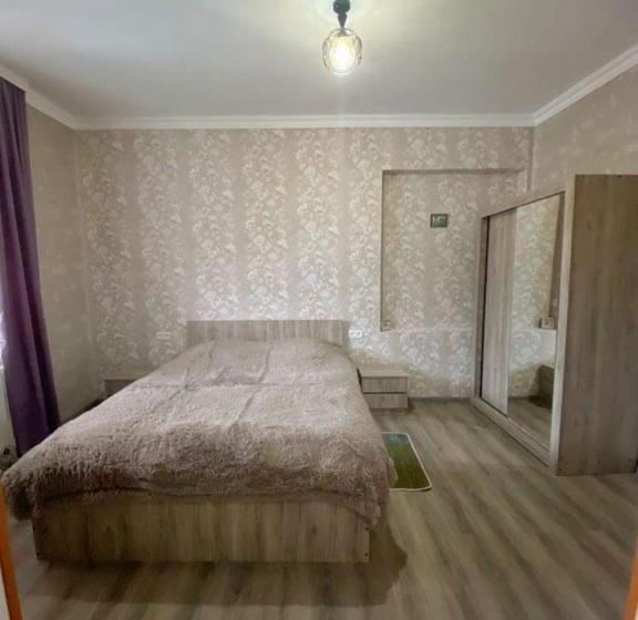 پانسیون Achela S Guesthouse