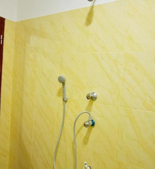 Pension Canal Side Safari Resort