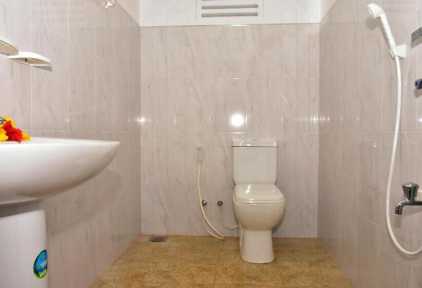 Pension Canal Side Safari Resort