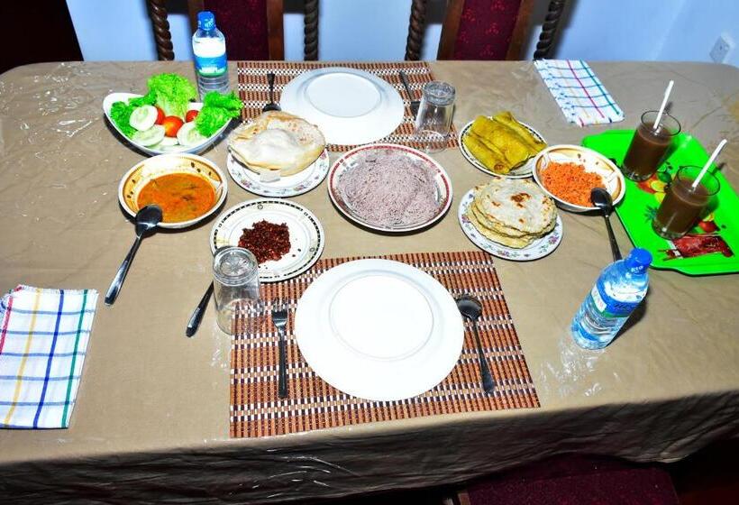 Pension Canal Side Safari Resort