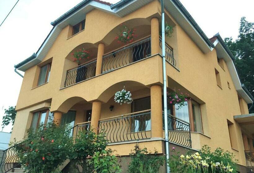 Пансион Casa Teodora