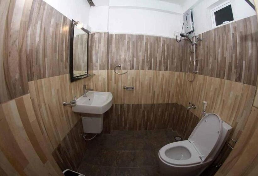 Пансион Gregory Hills