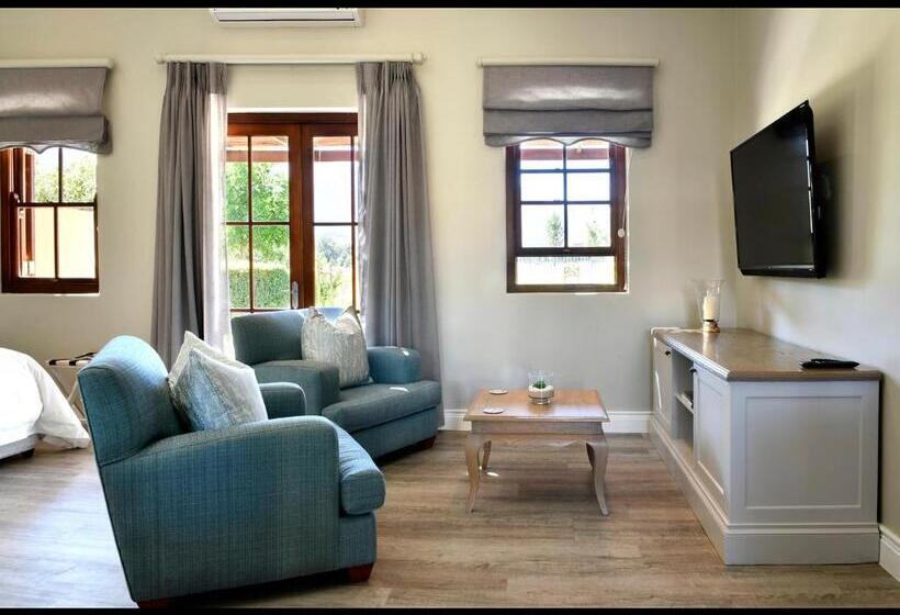 پانسیون Huguenot House