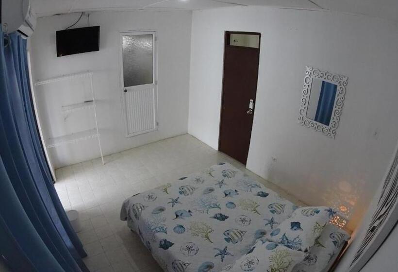 Пансион Marmows Place