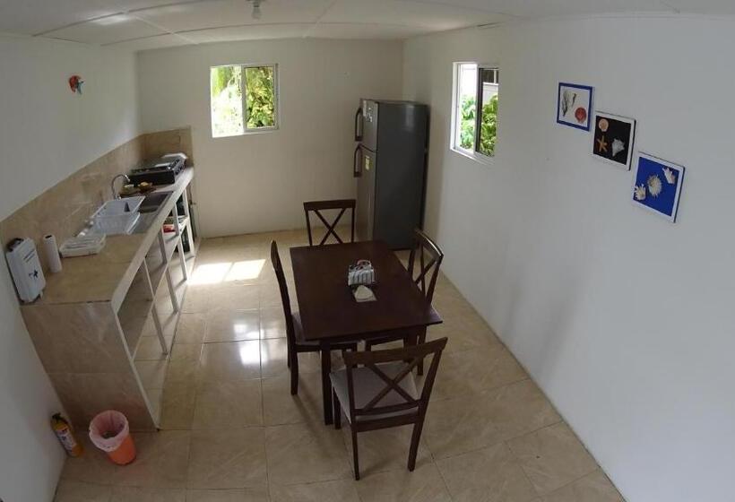 Пансион Marmows Place