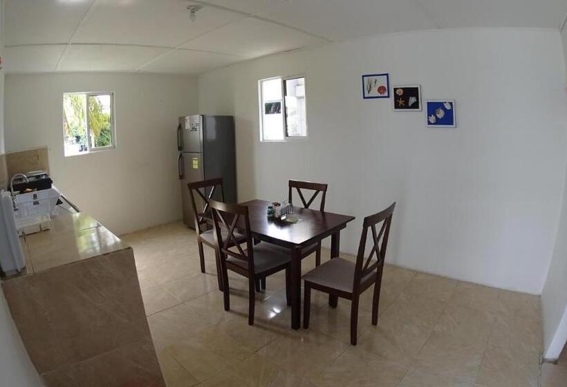 Пансион Marmows Place