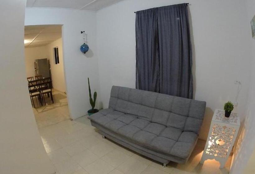 Пансион Marmows Place