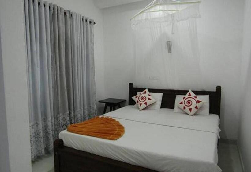 Пансион New Sea Lion Guest House