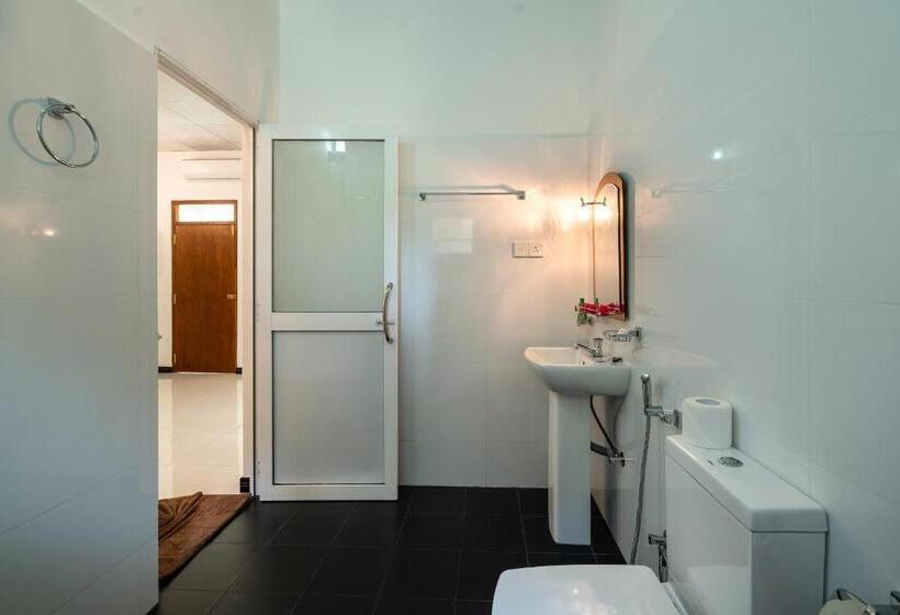 Пансион New Sea Lion Guest House