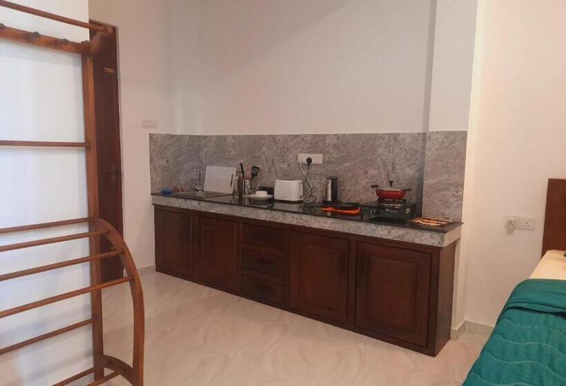 Пансион New Sea Lion Guest House