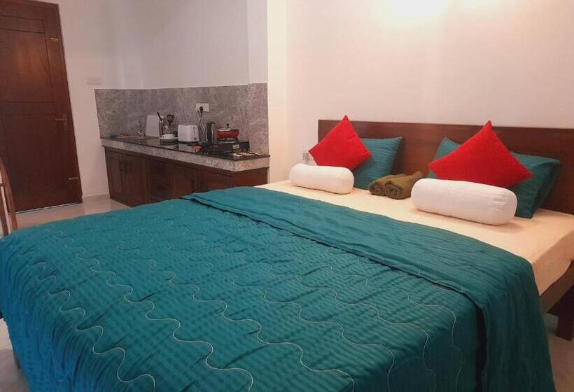 Пансион New Sea Lion Guest House