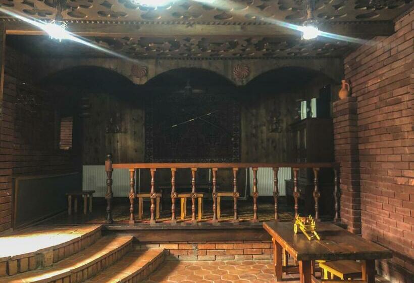 پانسیون Philia's Guest House