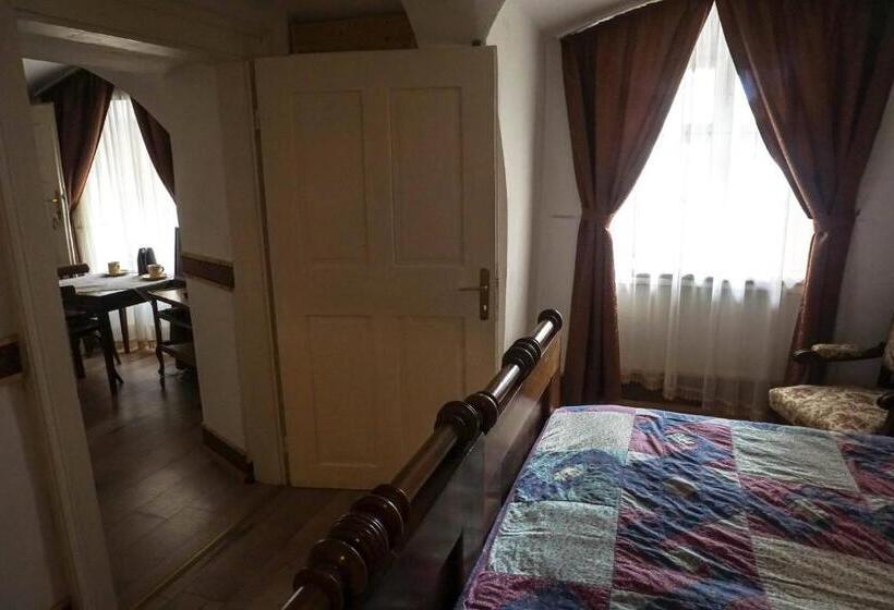 ペンション Pont Vendégház