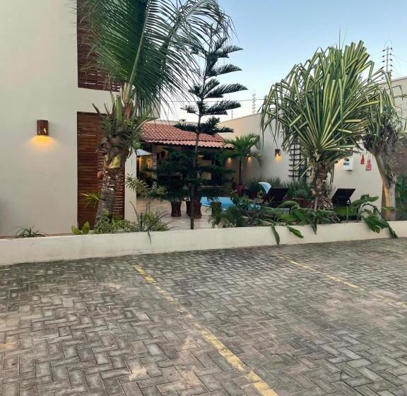 Пансион Recanto Maria Flor