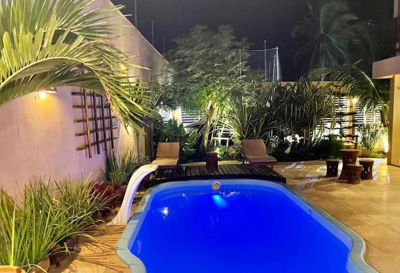 Пансион Recanto Maria Flor