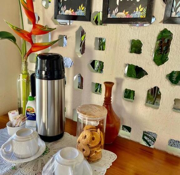 Пансион Recanto Maria Flor