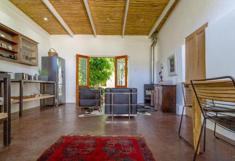 بنسيون The Barn On 62   Cottages