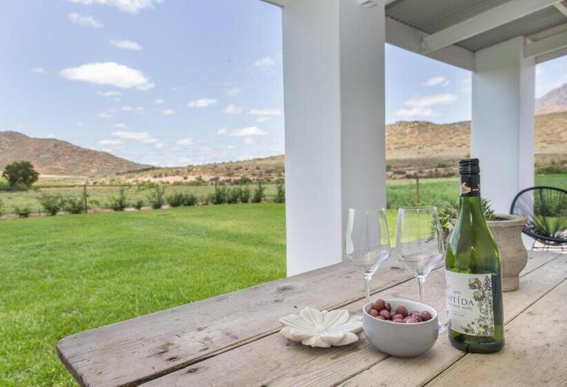 بنسيون The Barn On 62   Cottages