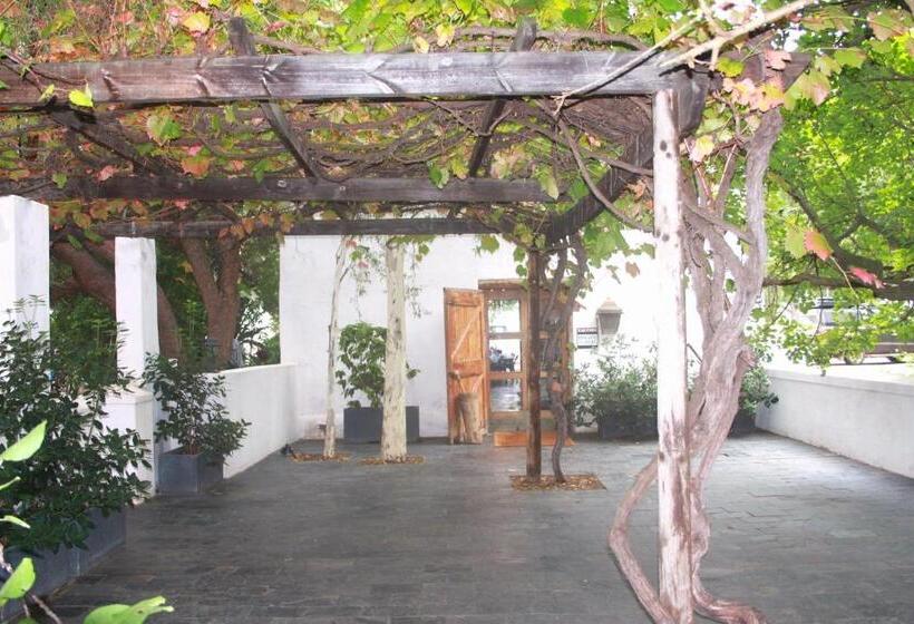 بنسيون The Barn On 62   Cottages