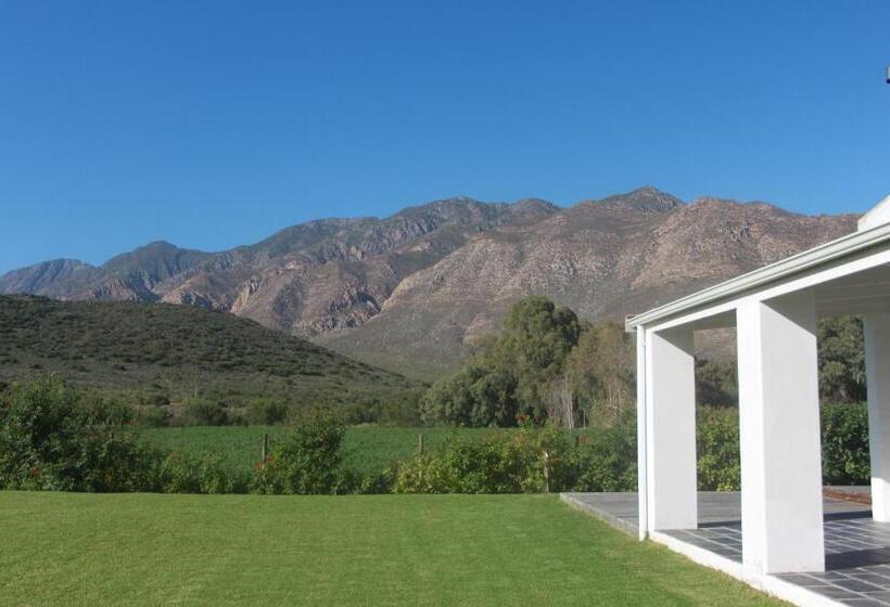 بنسيون The Barn On 62   Cottages