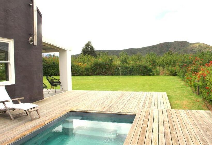 بنسيون The Barn On 62   Cottages