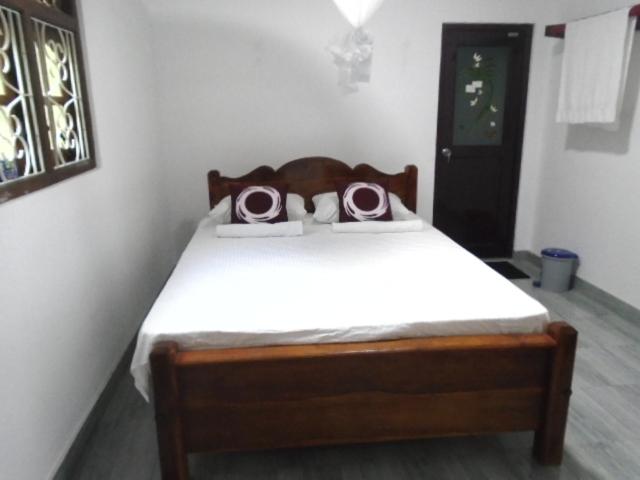 Пансион Tourist Holiday Inn